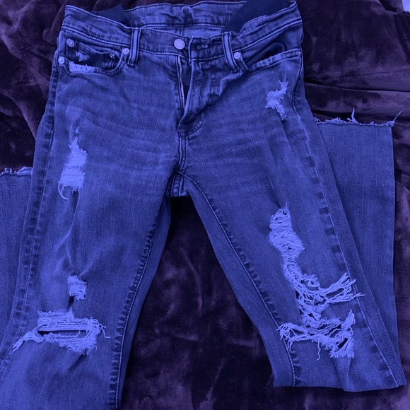 Abercrombie & Fitch ripped jeans - Picture 2 of 4